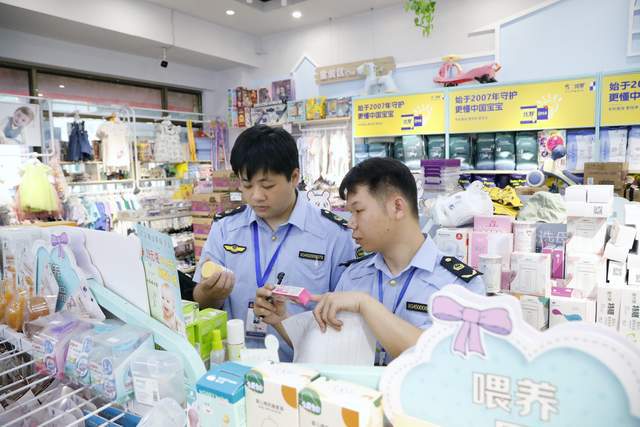 南宁市市场监管局开展儿童化妆品专项整治行动